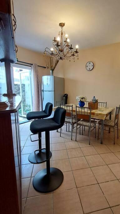 Flic-en-Flacq Sunshine Luxurious Villa:4 Mins Walk From Beach מראה חיצוני תמונה