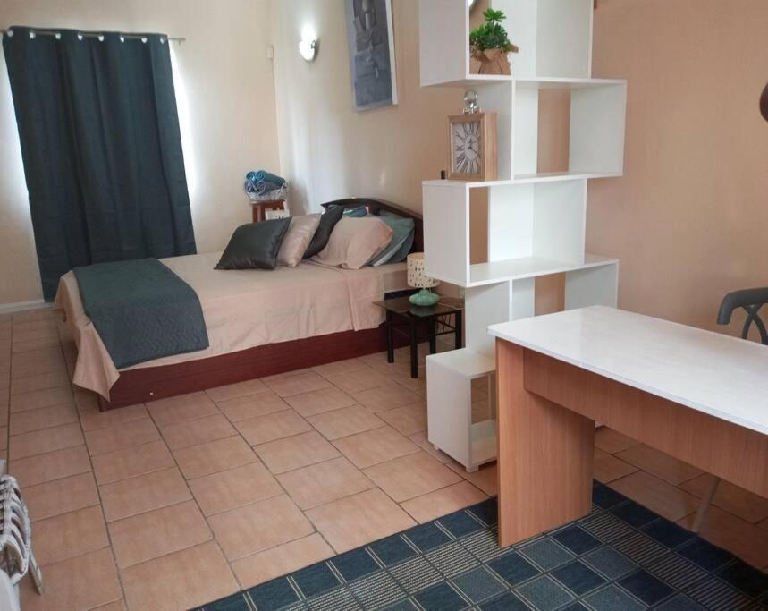 Flic-en-Flacq Sunshine Luxurious Villa:4 Mins Walk From Beach מראה חיצוני תמונה